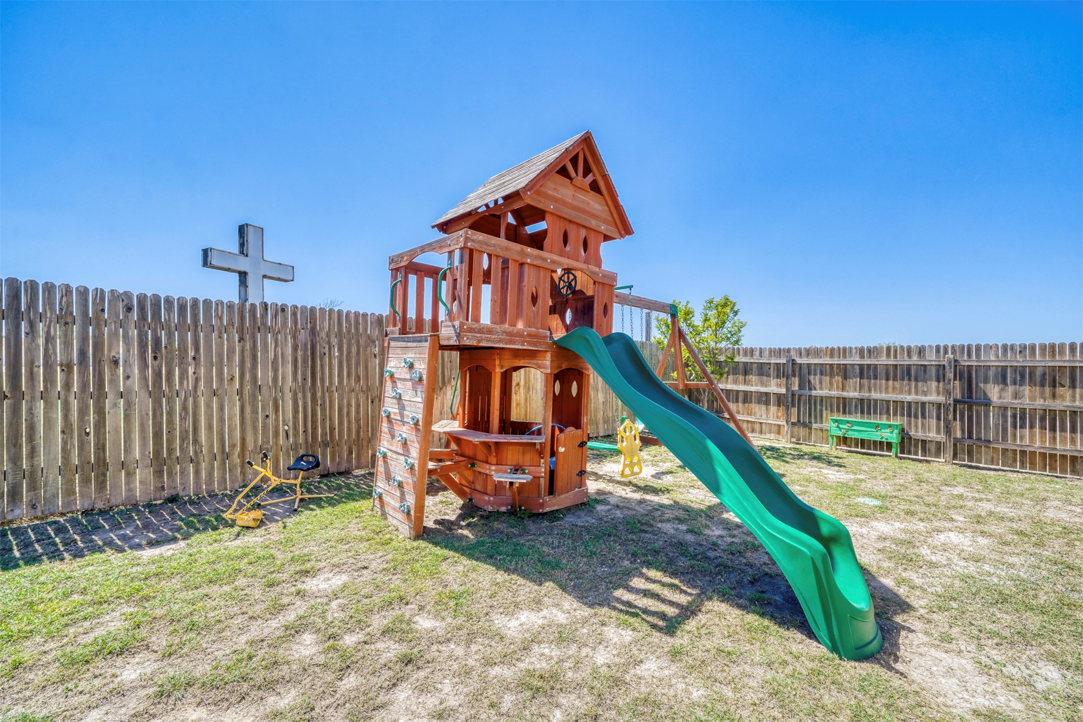 952 Palo Duro Loop Round Rock, TX 78664 - Photo 34 of 37 a view of a house with a park