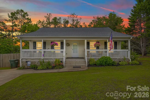 $285,000 | 217 Lakewood Drive, Pickens, SC 29671