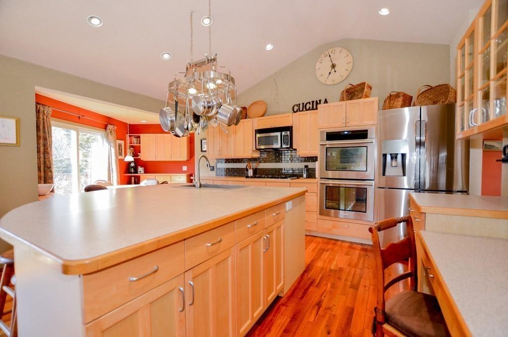 310 Point Road Marion, MA 02738 - Photo 6 of 35