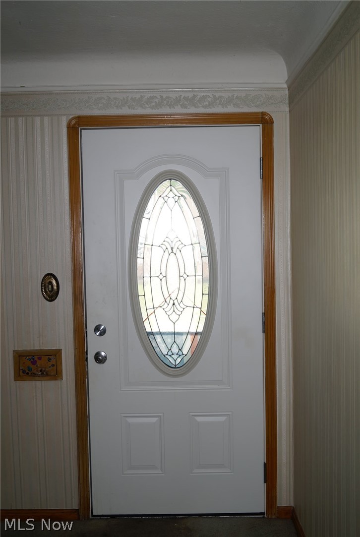 1479 Sheffield Road Cleveland, OH 44121 - Photo 6 of 35