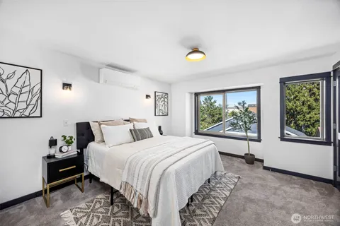 $840,000 | 316 West Barrett Street, Unit B, Seattle, WA 98119