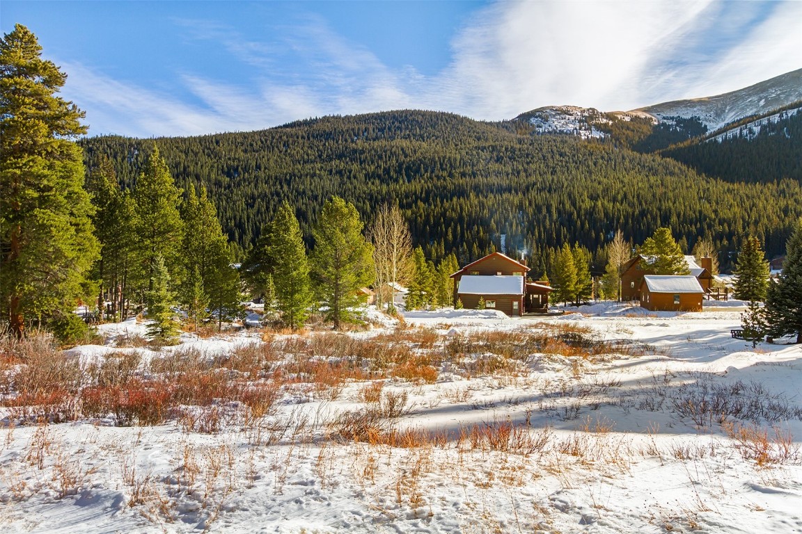 134-cty Rd 804) 134-cty Road Breckenridge, CO 80424 - Photo 2 of 5 a view of a town with mountains in the background