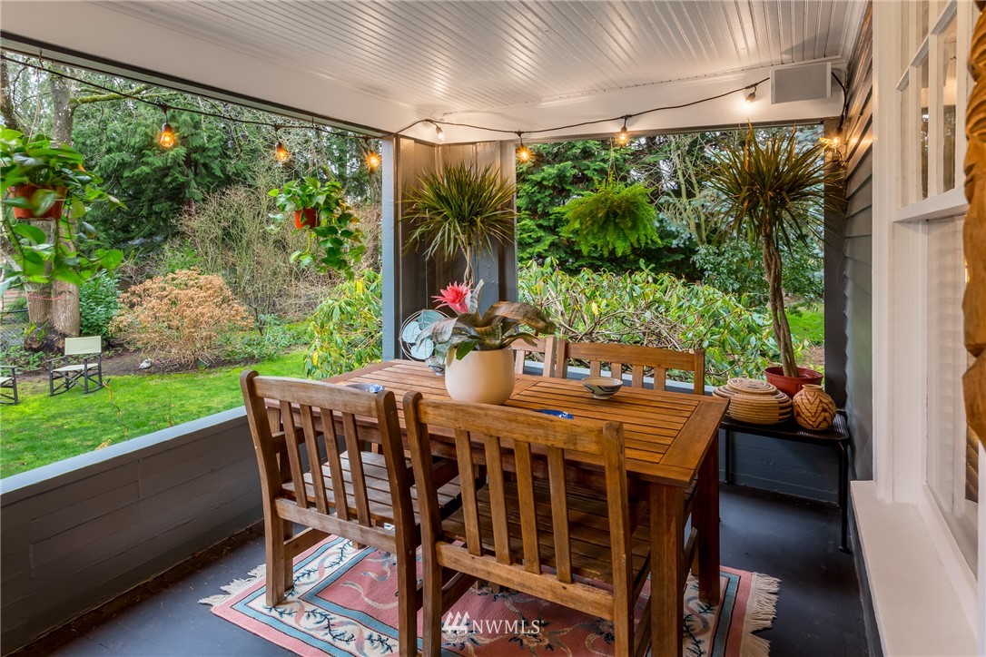 514 Hubbard Road Lynnwood, WA 98036 - Photo 3 of 25 Gallery Image 3