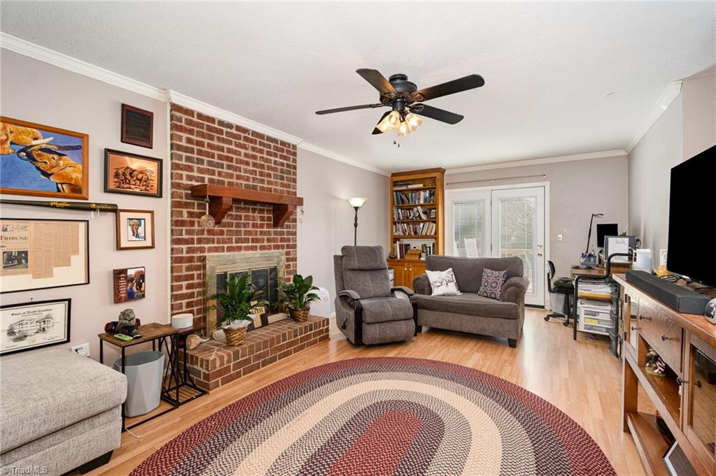 3710 Applewood Road Randleman, NC 27317 - Photo 6 of 30 Living Room