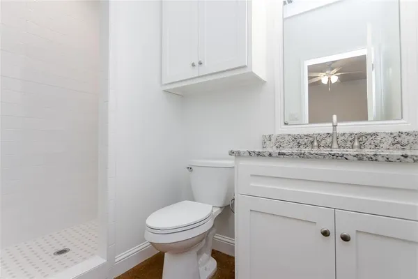 $1,750 | 910 West Knox Street, Unit B, Ennis, TX 75119