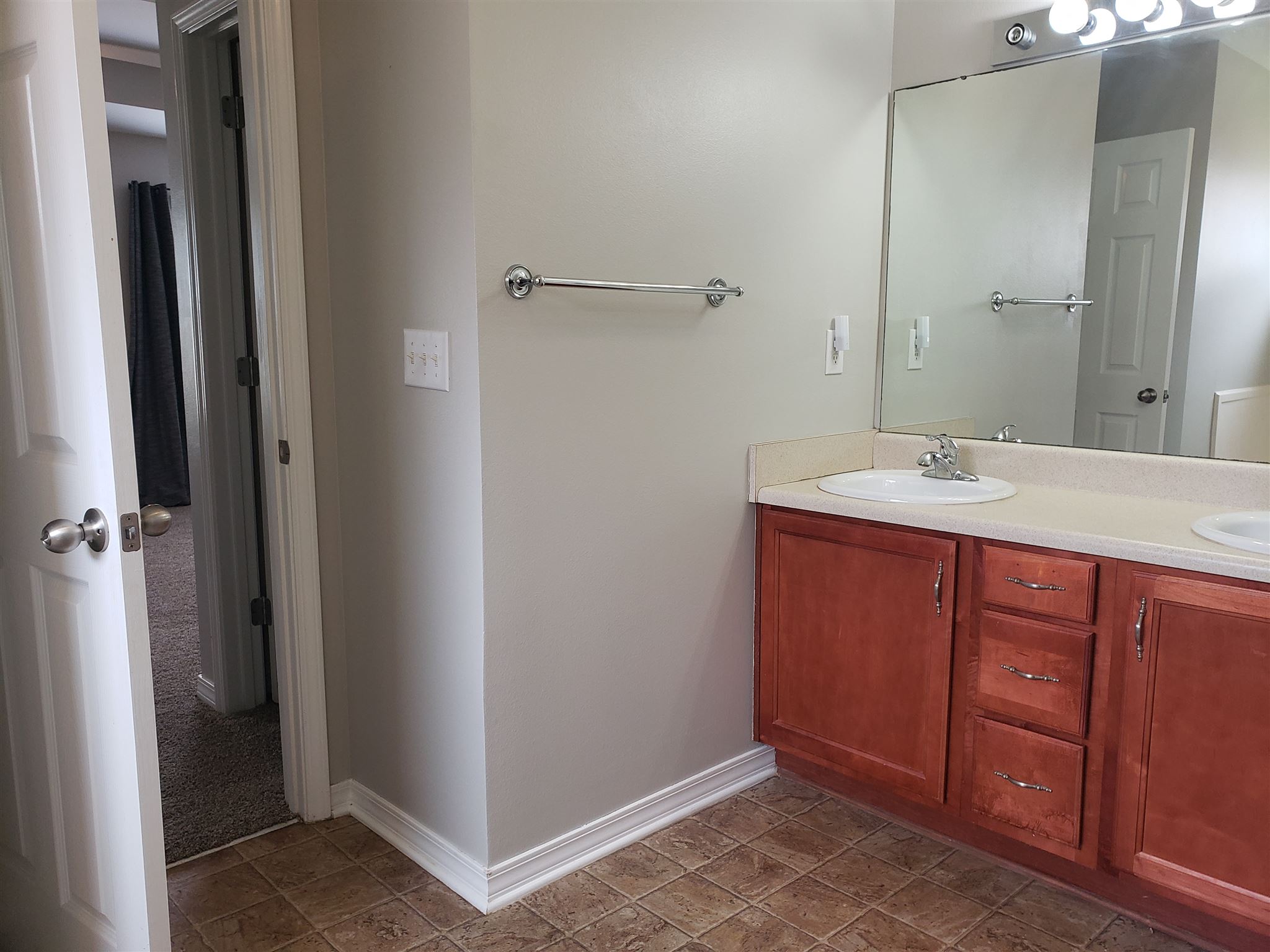 16730 Sugar Loop Foley, AL 36535 - Photo 15 of 25 Double vanity