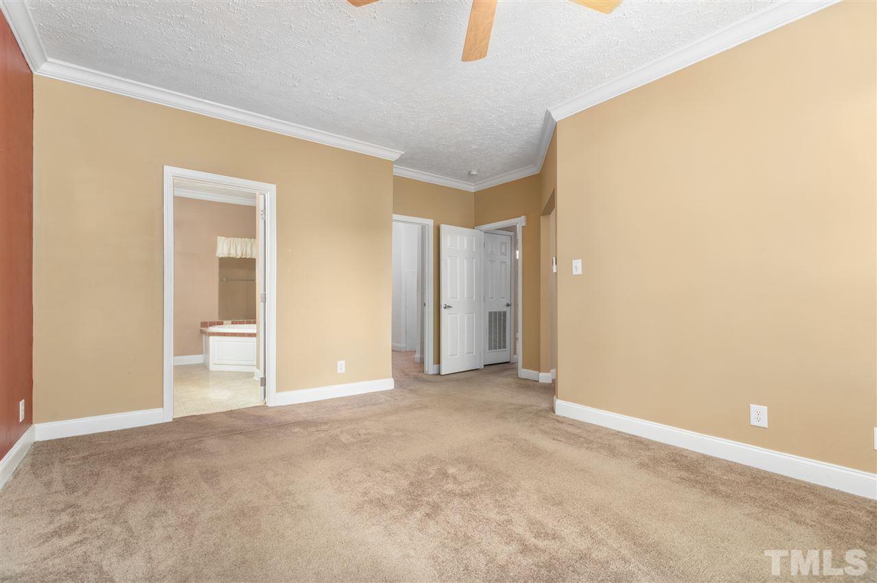 1125 Tilghman Road Dunn, NC 28334 - Photo 12 of 30 Gallery Image 12