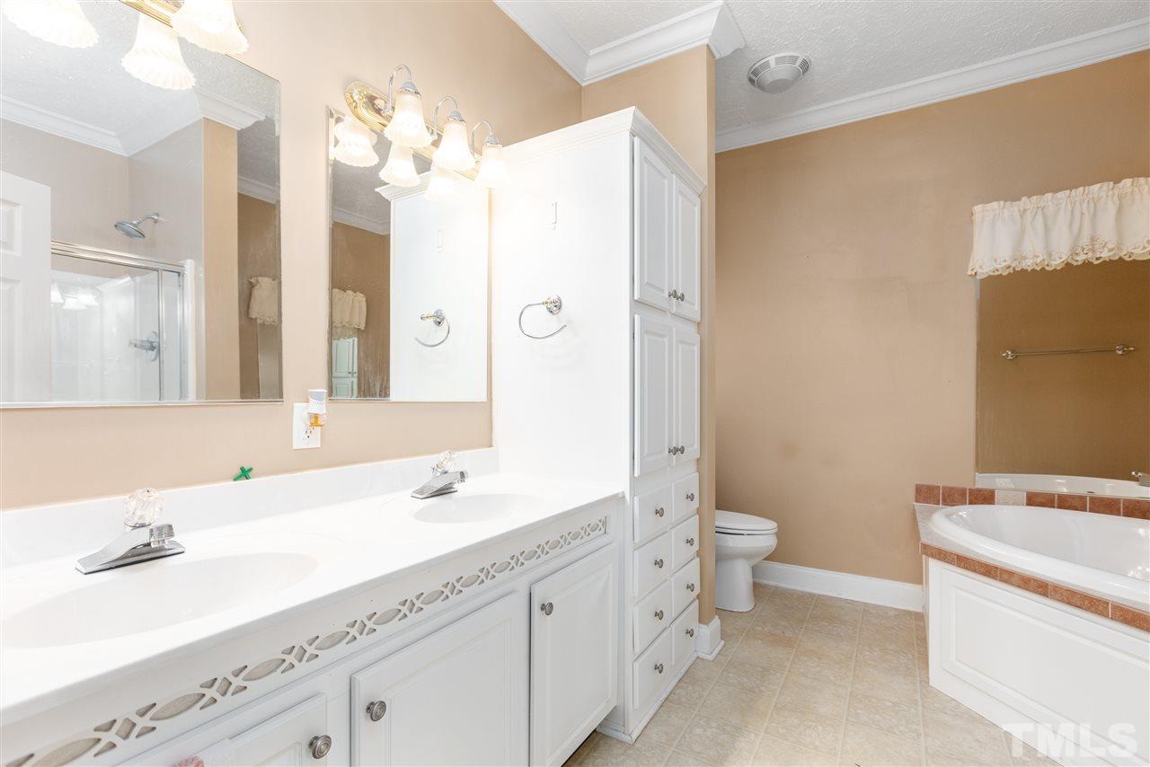 1125 Tilghman Road Dunn, NC 28334 - Photo 15 of 30 Gallery Image 15