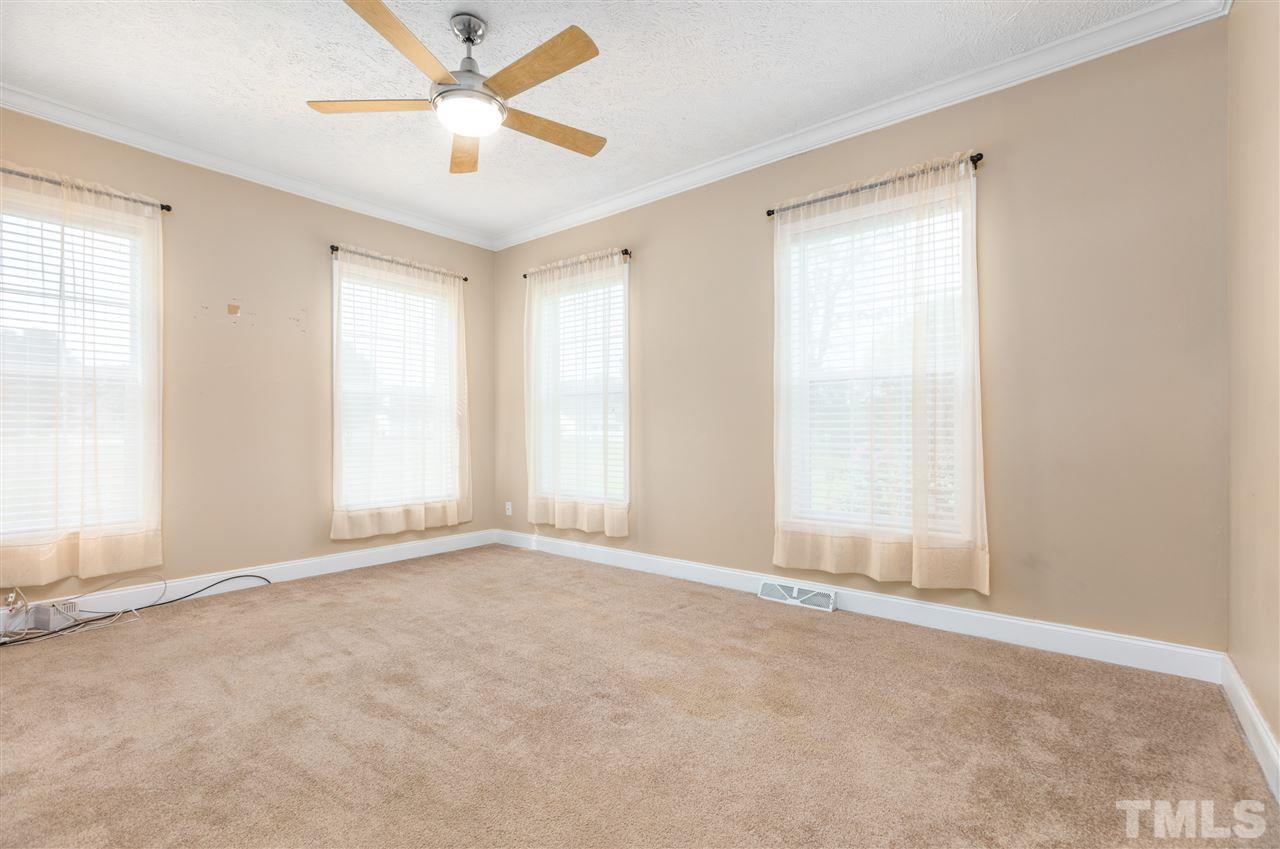 1125 Tilghman Road Dunn, NC 28334 - Photo 16 of 30 Gallery Image 16
