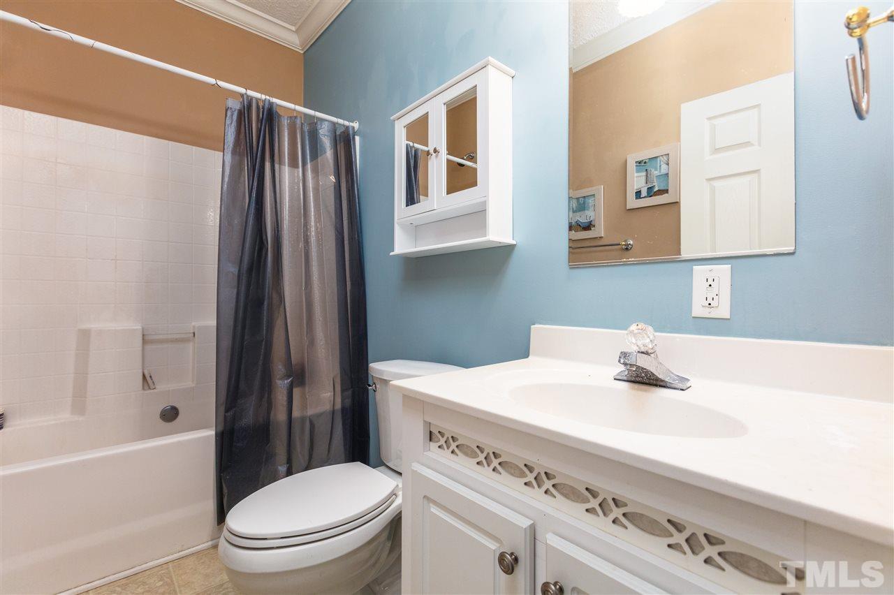 1125 Tilghman Road Dunn, NC 28334 - Photo 18 of 30 Gallery Image 18