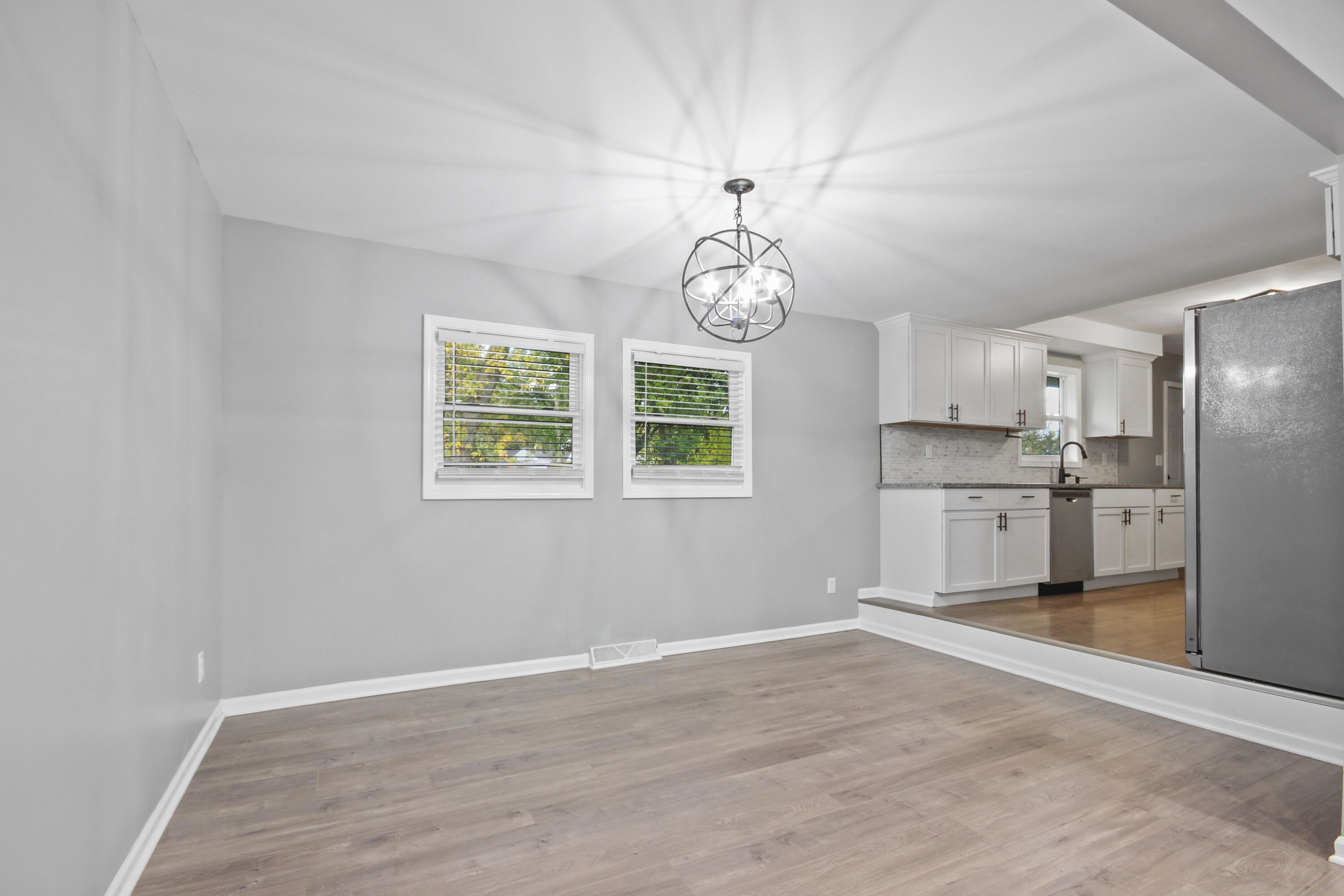 206 Birch Street Crown Point, IN 46307 - Photo 3 of 12 3000x2000