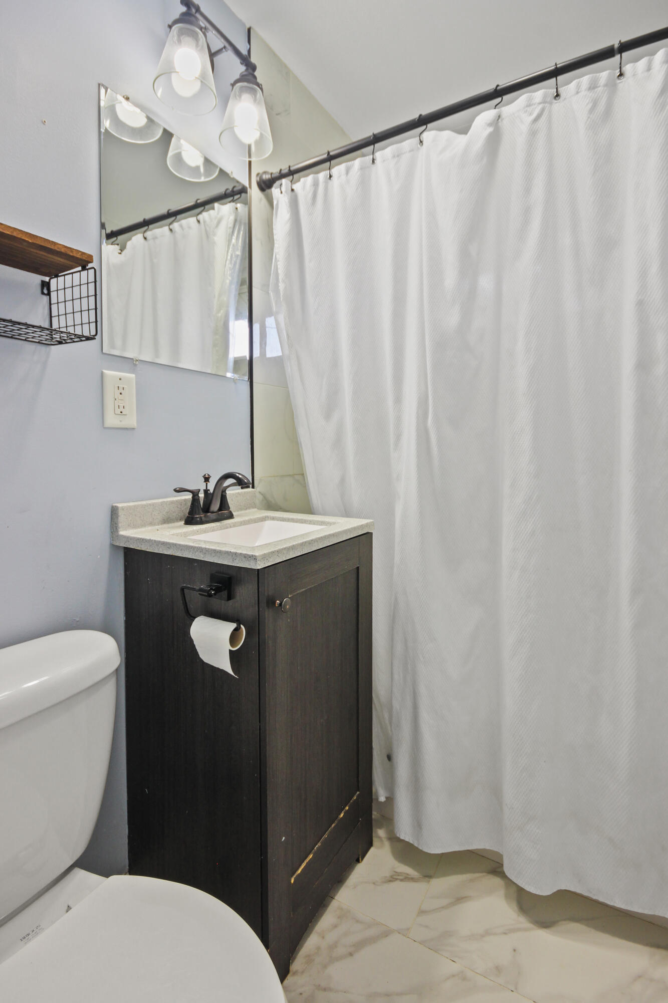 206 Birch Street Crown Point, IN 46307 - Photo 9 of 12 1333x2000