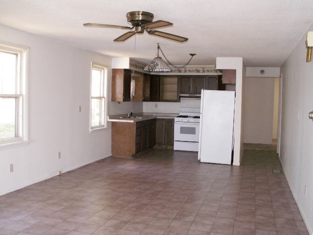 114 Triplett Point Rome City, IN 46784 - Photo 3 of 8 Gallery Image 3