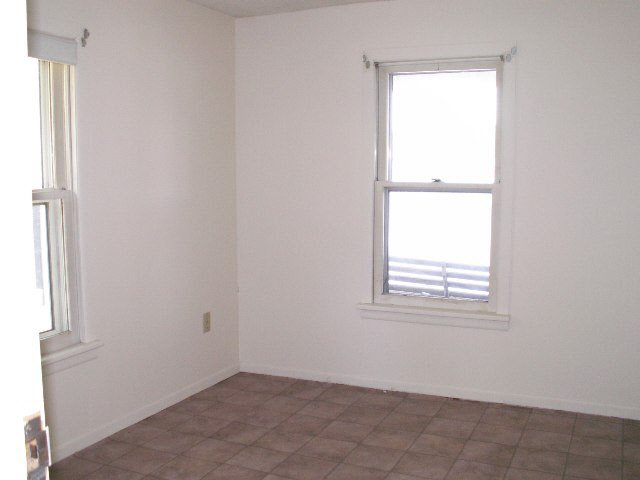 114 Triplett Point Rome City, IN 46784 - Photo 5 of 8 Gallery Image 5