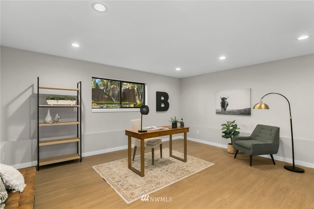 303 217th Place Southwest Bothell, WA 98021 - Photo 29 of 38 a living room with furniture