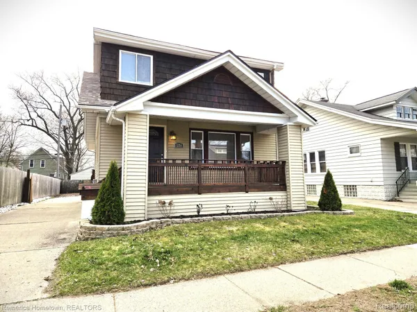 $344,900 | 571 West Saratoga Street, Ferndale, MI 48220