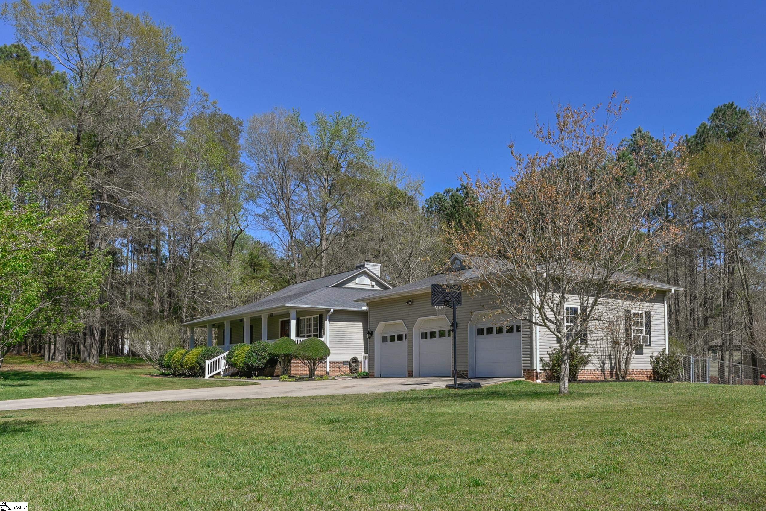 142 Carolina Way Fountain Inn, SC 29644 - Photo 1 of 27 Gallery Image 1