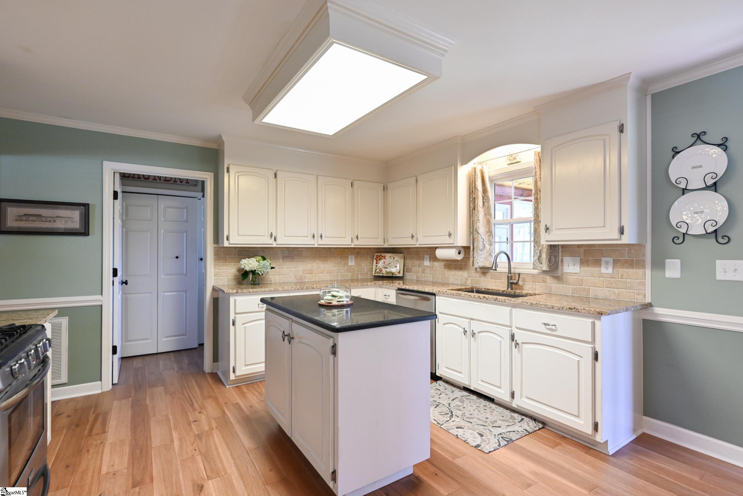 142 Carolina Way Fountain Inn, SC 29644 - Photo 11 of 27 Gallery Image 11