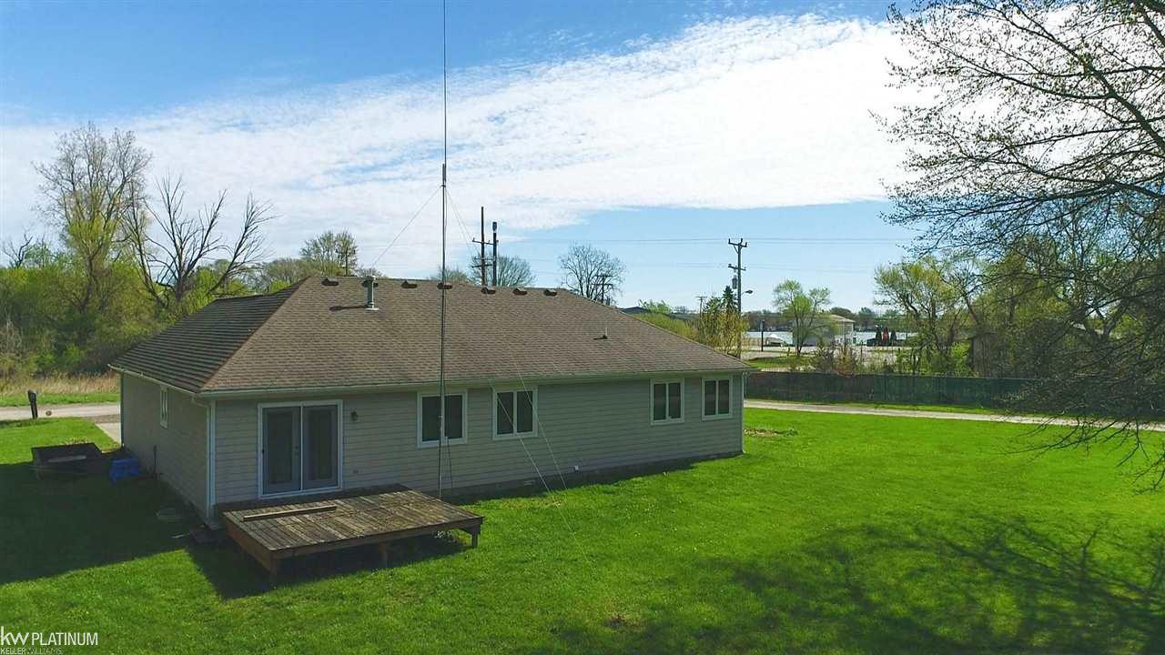 1135 Roberts Road Marine City, MI 48039 - Photo 31 of 34 50040481-30.JPG