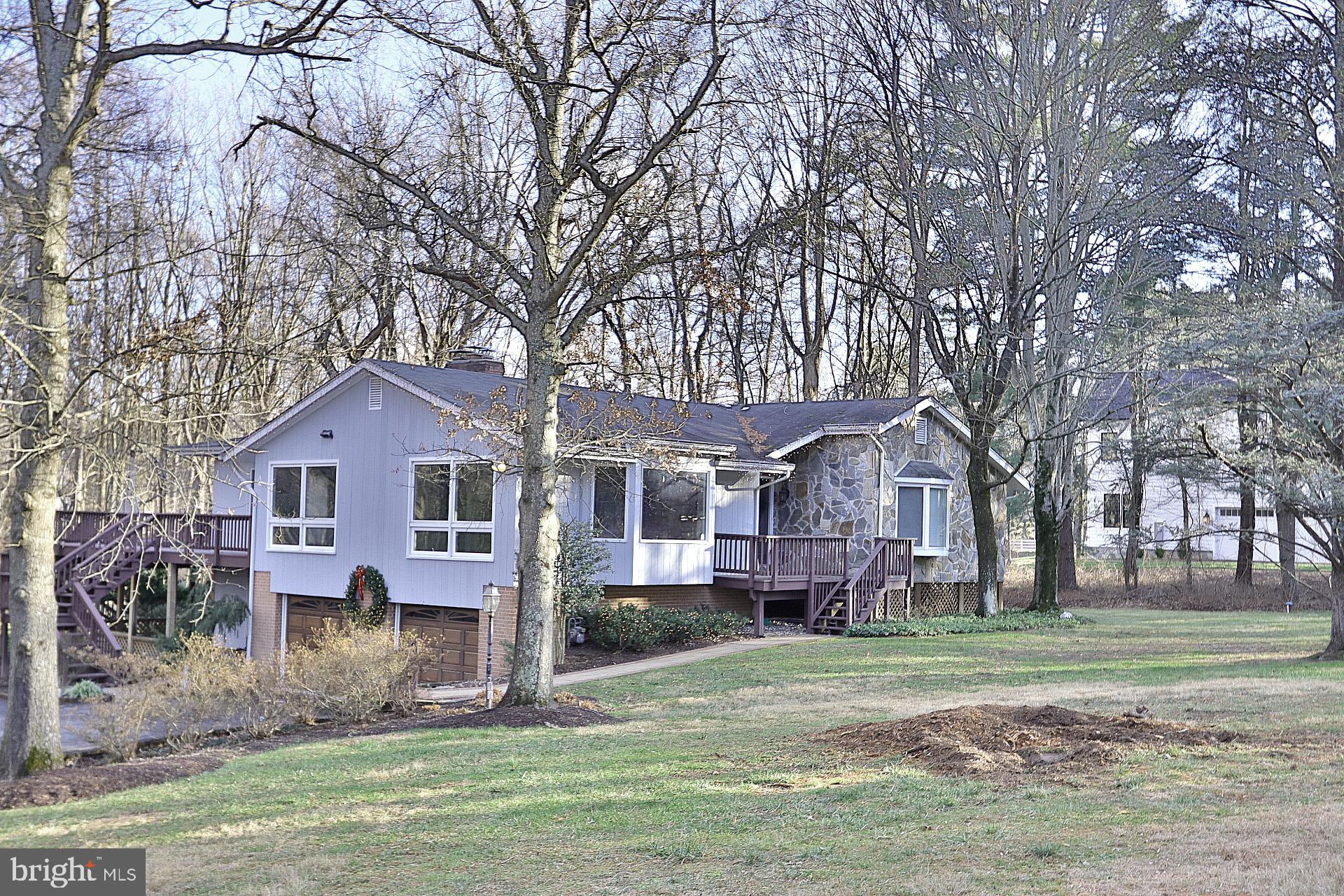 1437 Crowell Road Vienna, VA 22182 - Photo 1 of 36