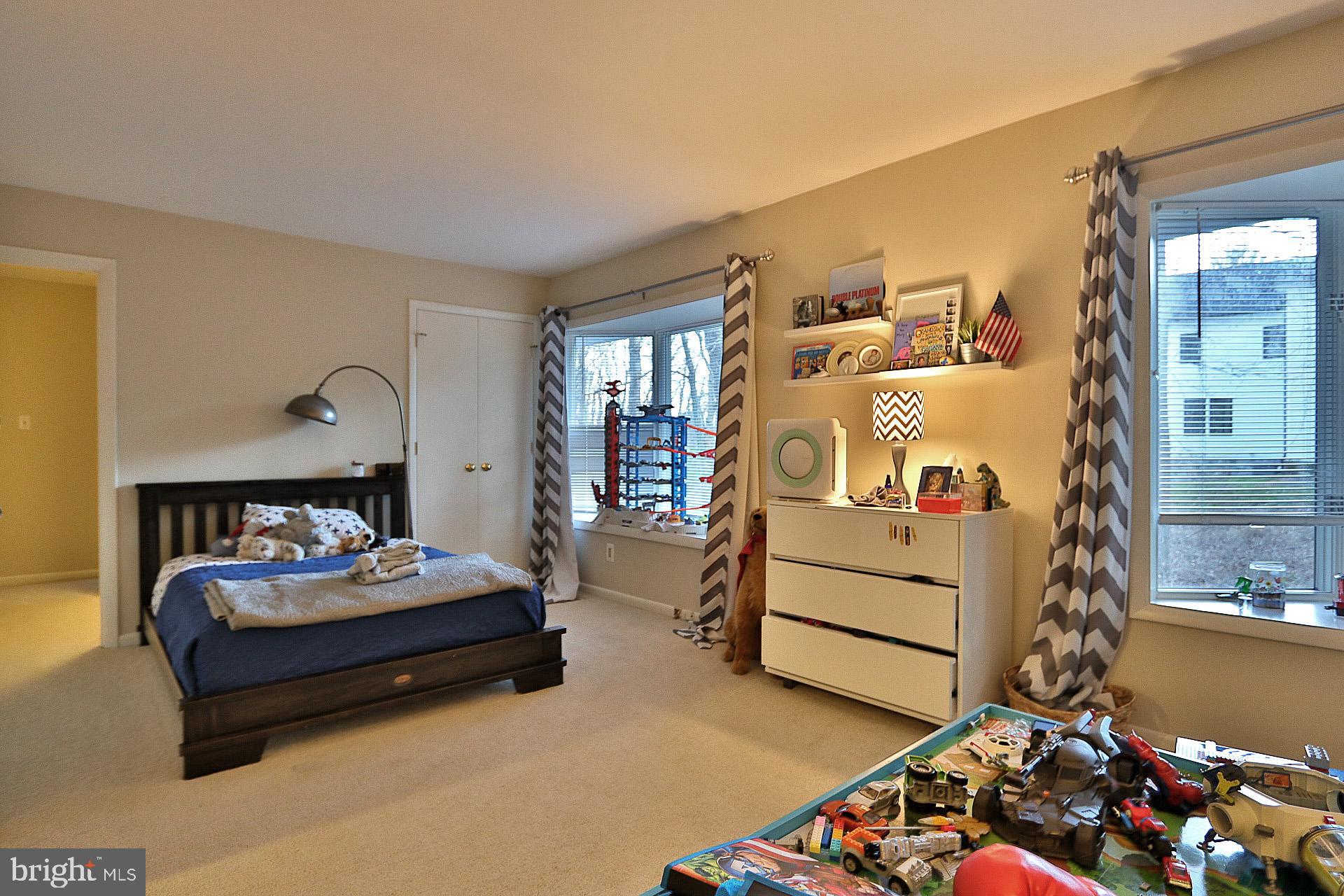 1437 Crowell Road Vienna, VA 22182 - Photo 26 of 36