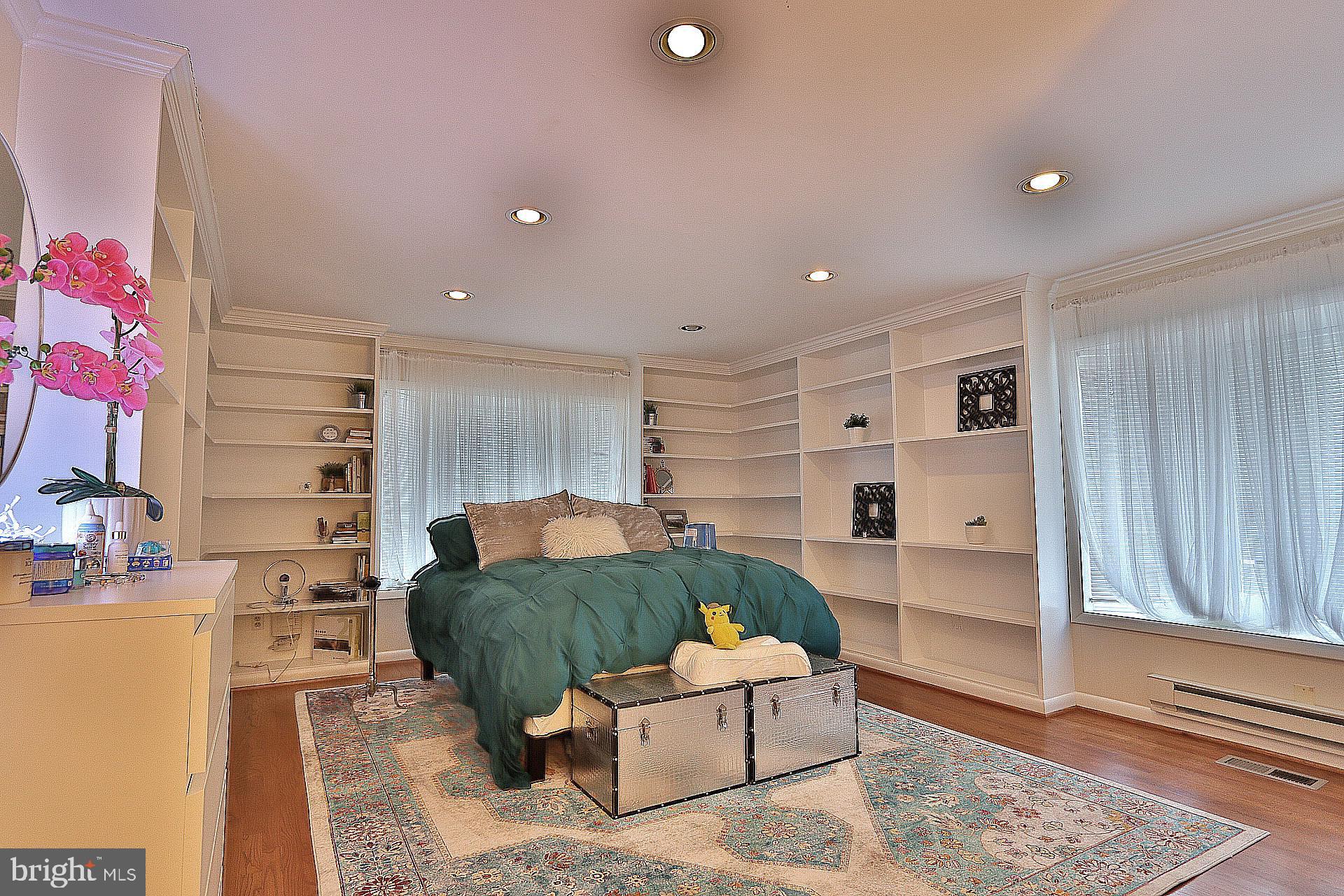 1437 Crowell Road Vienna, VA 22182 - Photo 31 of 36