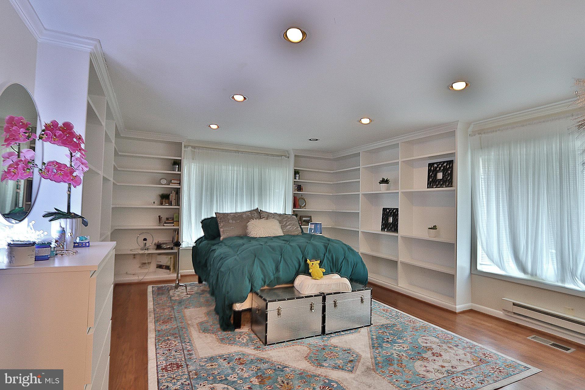 1437 Crowell Road Vienna, VA 22182 - Photo 33 of 36