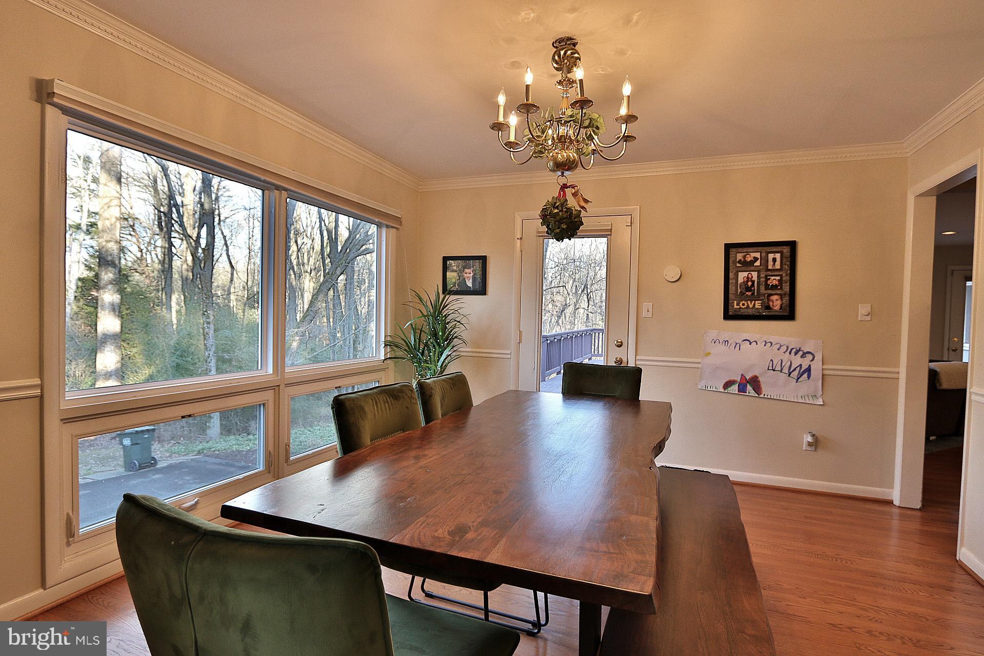1437 Crowell Road Vienna, VA 22182 - Photo 10 of 36