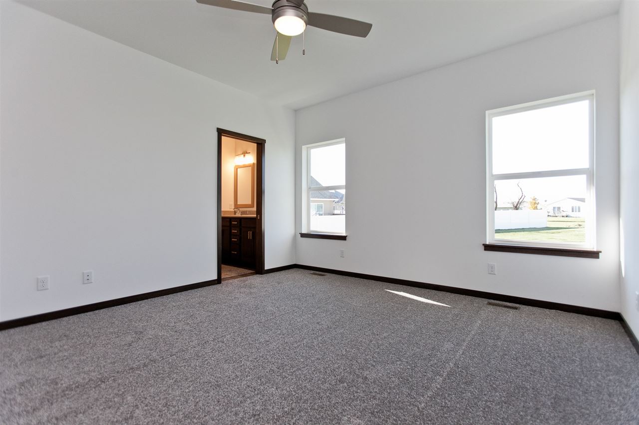 411 Main Street South Center Point, IA 52213 - Photo 23 of 37 Gallery Image 23