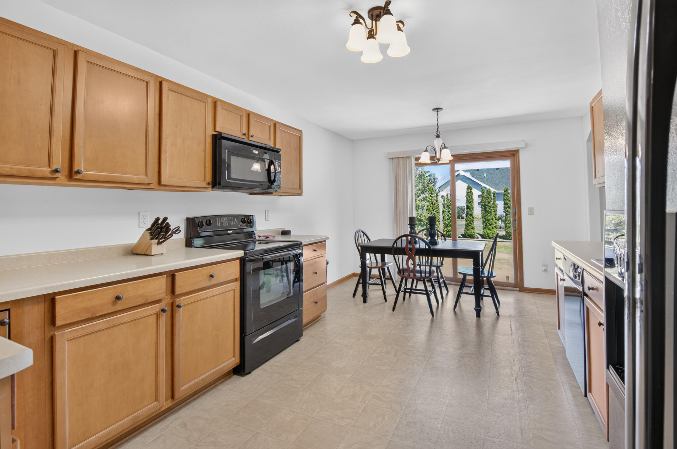 9300 63rd Street Kenosha, WI 53142 - Photo 10 of 24 IMG_4716