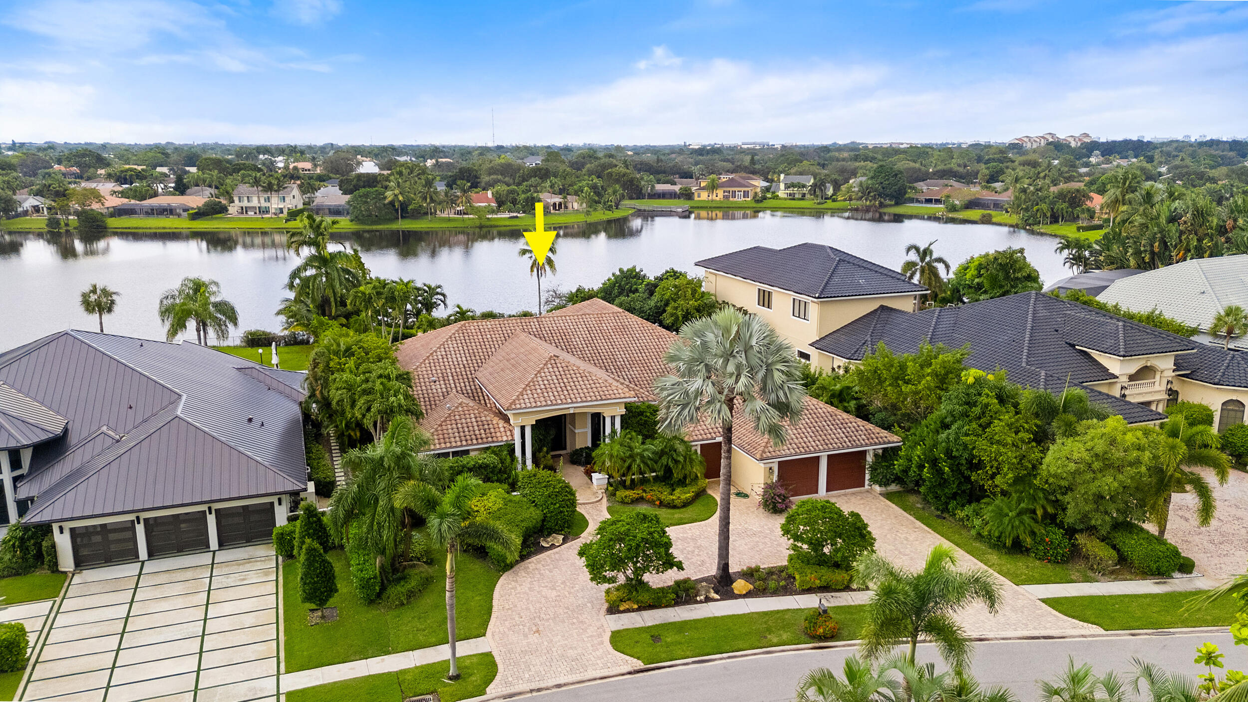 17618 Bocaire Way Boca Raton, FL 33487 - Photo 3 of 68 60_dji_20241026113600_0268_d.1