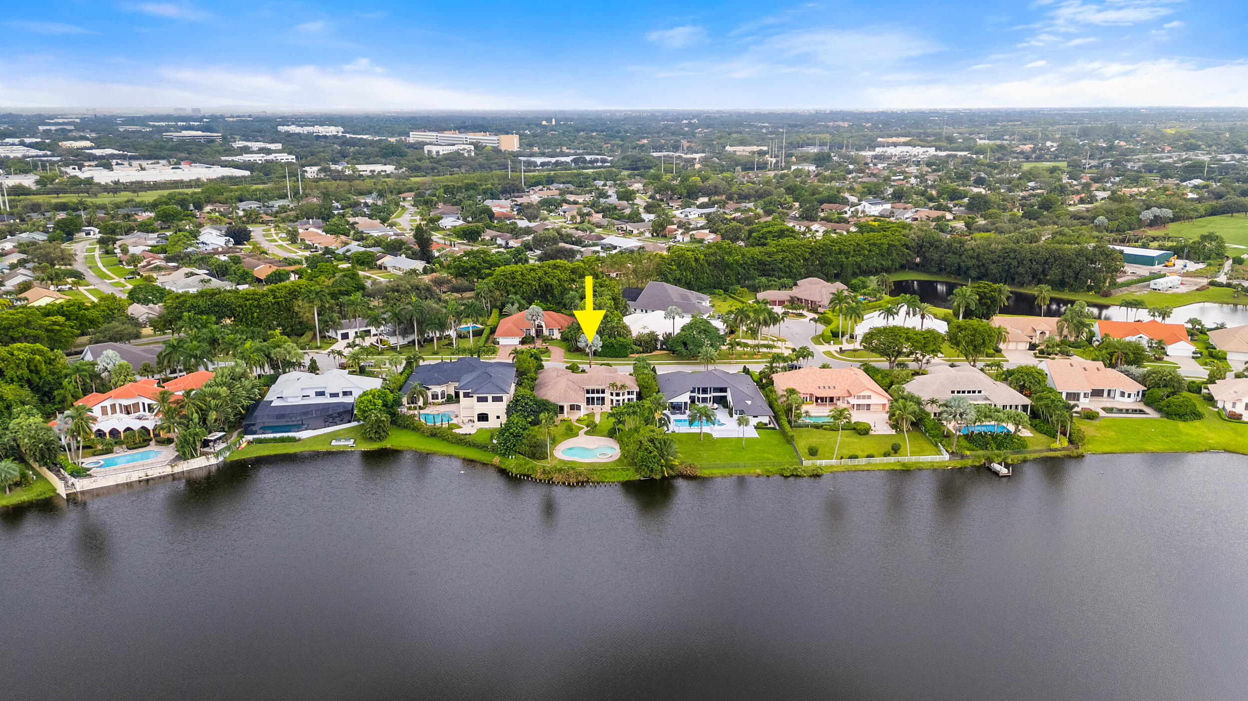 17618 Bocaire Way Boca Raton, FL 33487 - Photo 5 of 68 63_dji_20241026113716_0281_d.1