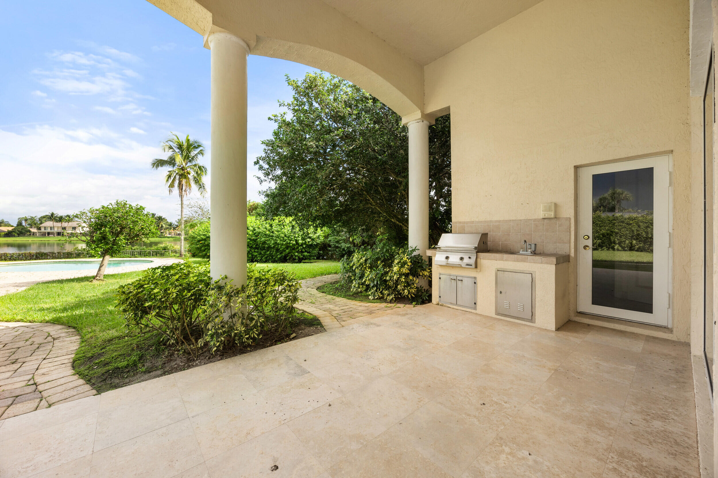 17618 Bocaire Way Boca Raton, FL 33487 - Photo 10 of 68 52_jv2a0285