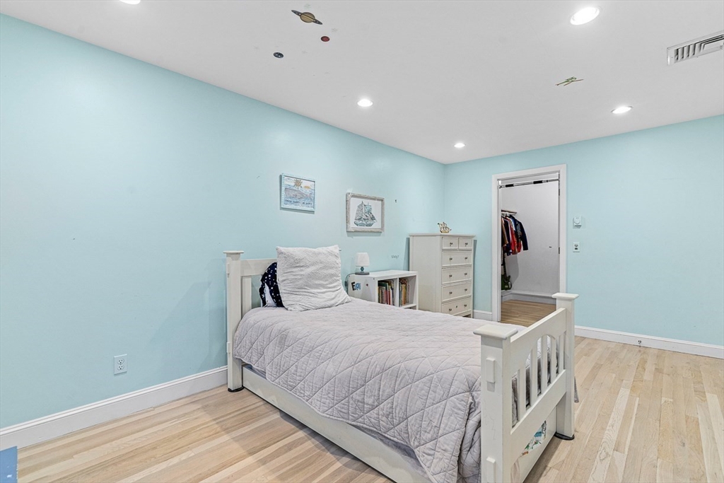 44 Rowena Road Newton, MA 02459 - Photo 17 of 23