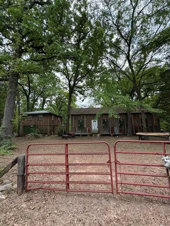 $100,000 | 905 Tupuna Drive, Tool, TX 75143