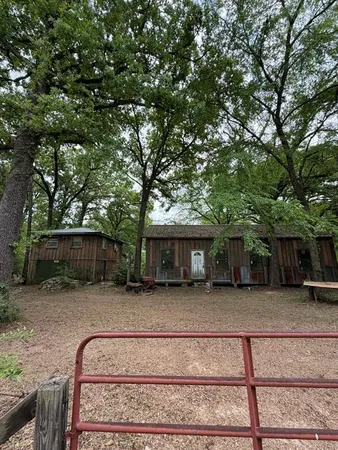 $100,000 | 905 Tupuna Drive, Tool, TX 75143