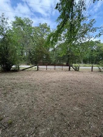 $100,000 | 905 Tupuna Drive, Tool, TX 75143