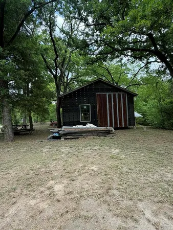 $100,000 | 905 Tupuna Drive, Tool, TX 75143