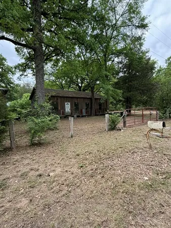 $100,000 | 905 Tupuna Drive, Tool, TX 75143