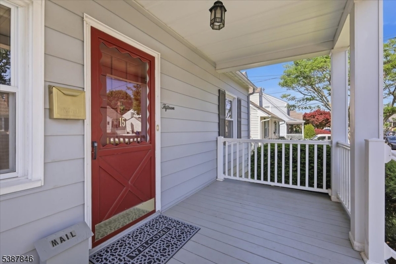 15 Kennedy Road Morris Plains, NJ 07950 - Photo 3 of 37