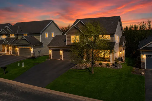 $599,900 | 8302 West 132nd Street, Savage, MN 55378