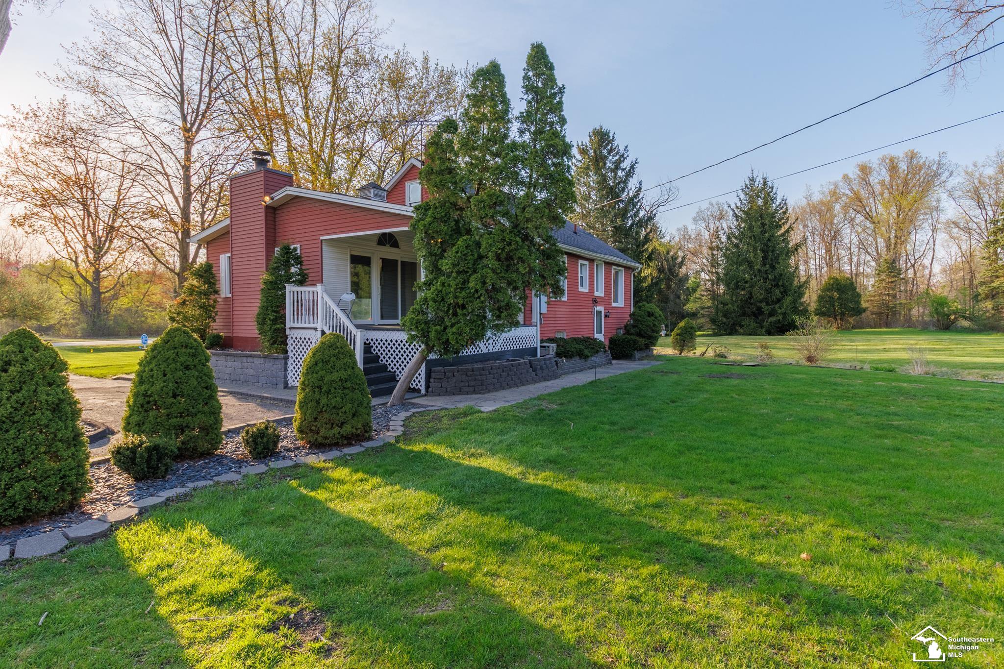 24433 Sumpter Road Belleville, MI 48111 - Photo 50 of 82 50105681-49.JPG