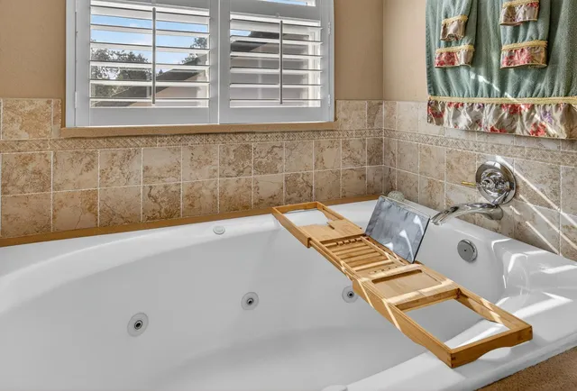 a bathroom with a tub