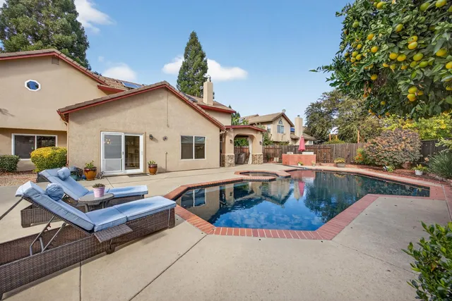 a view of house and outdoor space