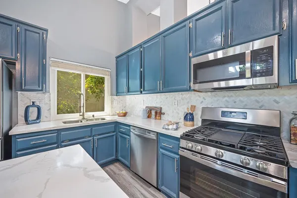 $935,000 | 401 Seaton Drive, Folsom, CA 95630