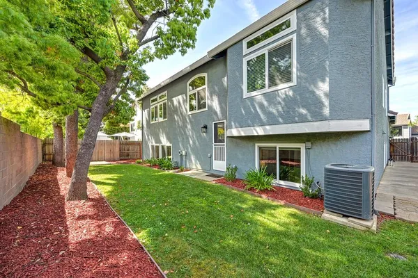 $935,000 | 401 Seaton Drive, Folsom, CA 95630