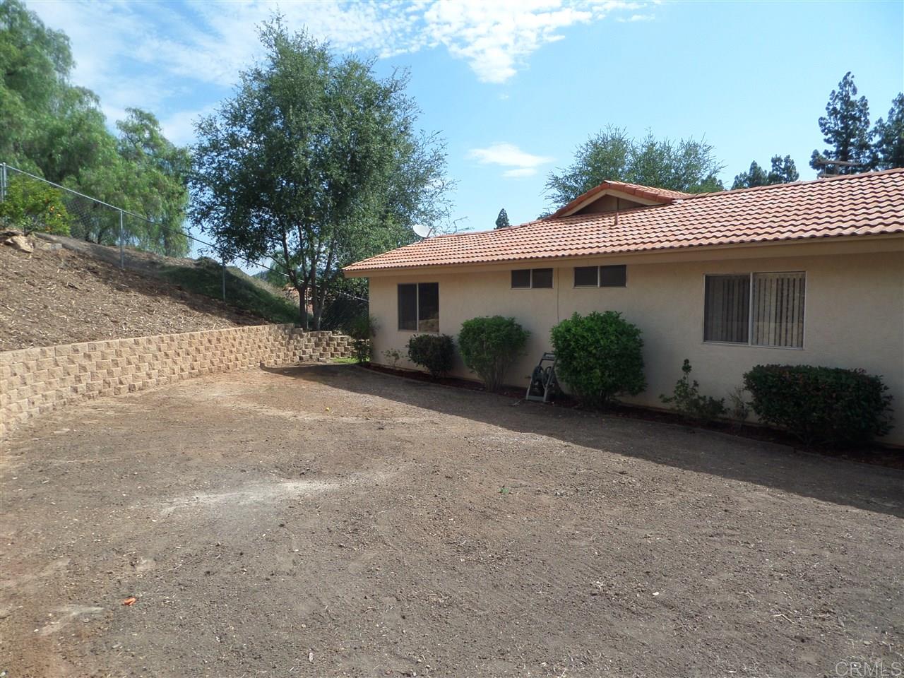 130 Lillian Way Fallbrook, CA 92028 - Photo 12 of 12 Gallery Image 12