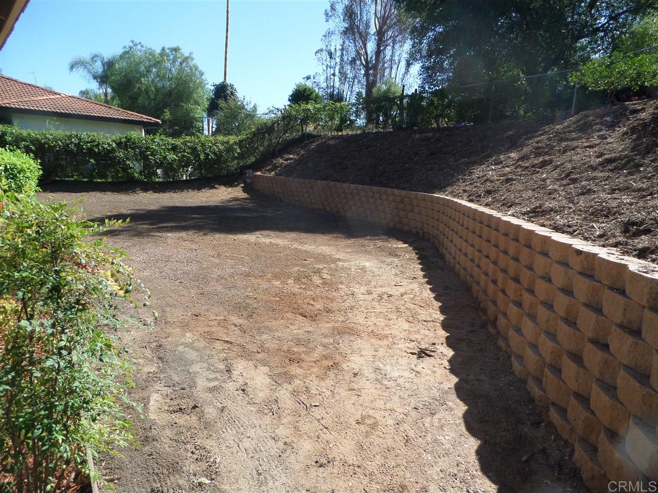 130 Lillian Way Fallbrook, CA 92028 - Photo 8 of 12 Gallery Image 8