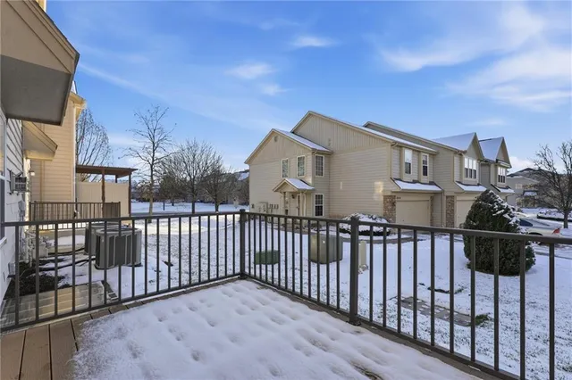 $305,000 | 8896 Findley Street, Lenexa, KS 66227