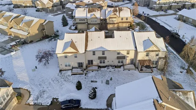 $305,000 | 8896 Findley Street, Lenexa, KS 66227